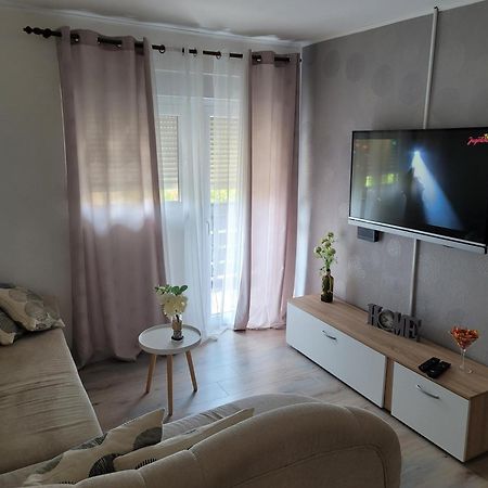 Apartments Lanterna Ražanac 外观 照片