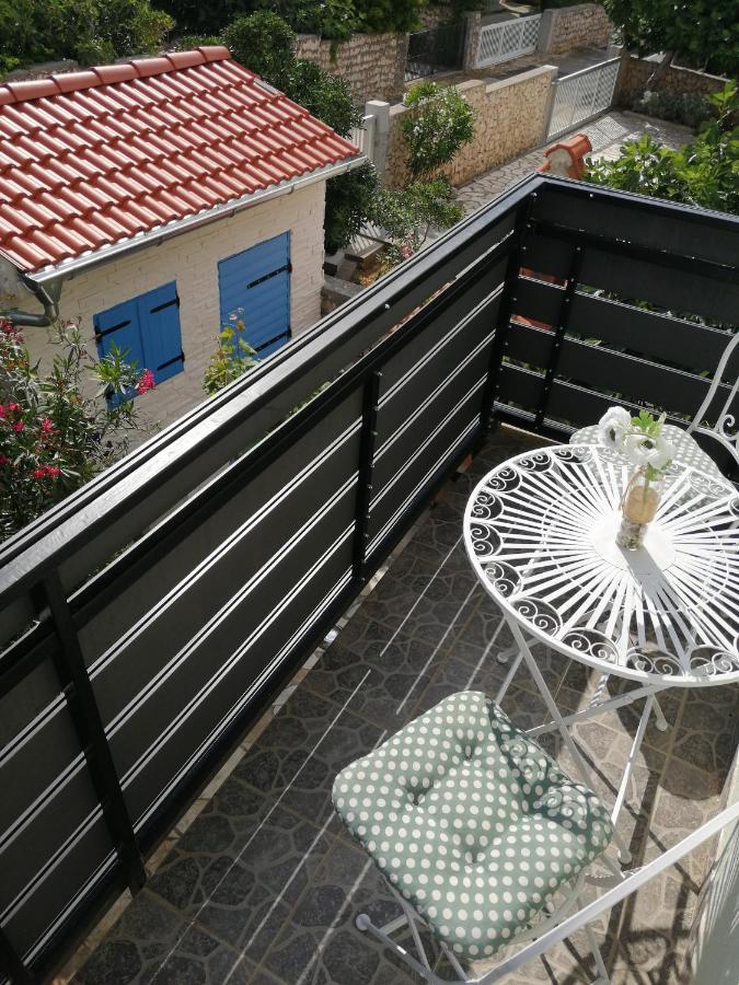 Apartments Lanterna Ražanac 外观 照片