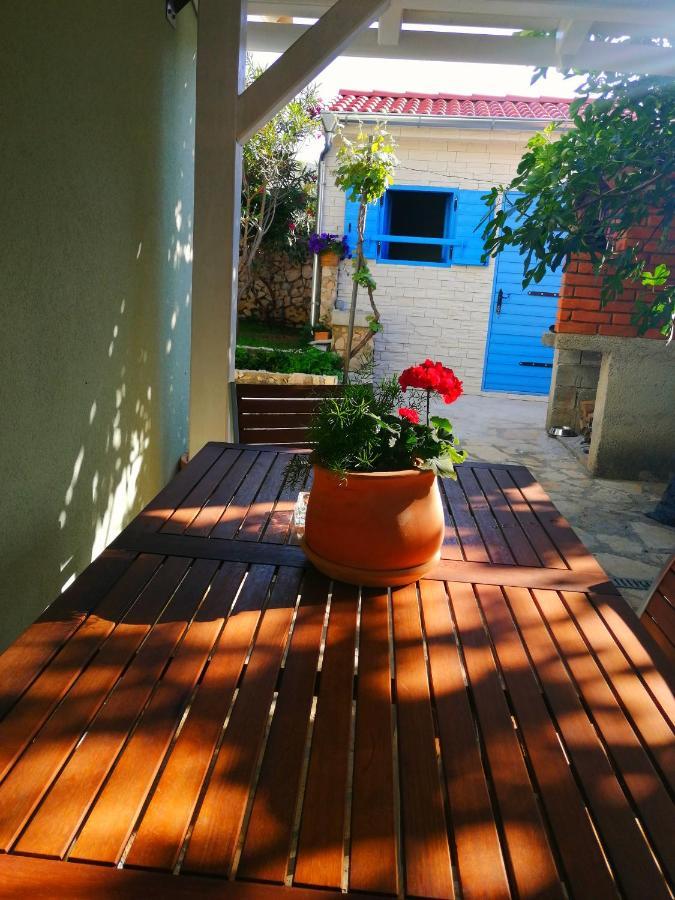 Apartments Lanterna Ražanac 外观 照片