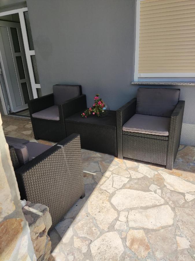 Apartments Lanterna Ražanac 外观 照片