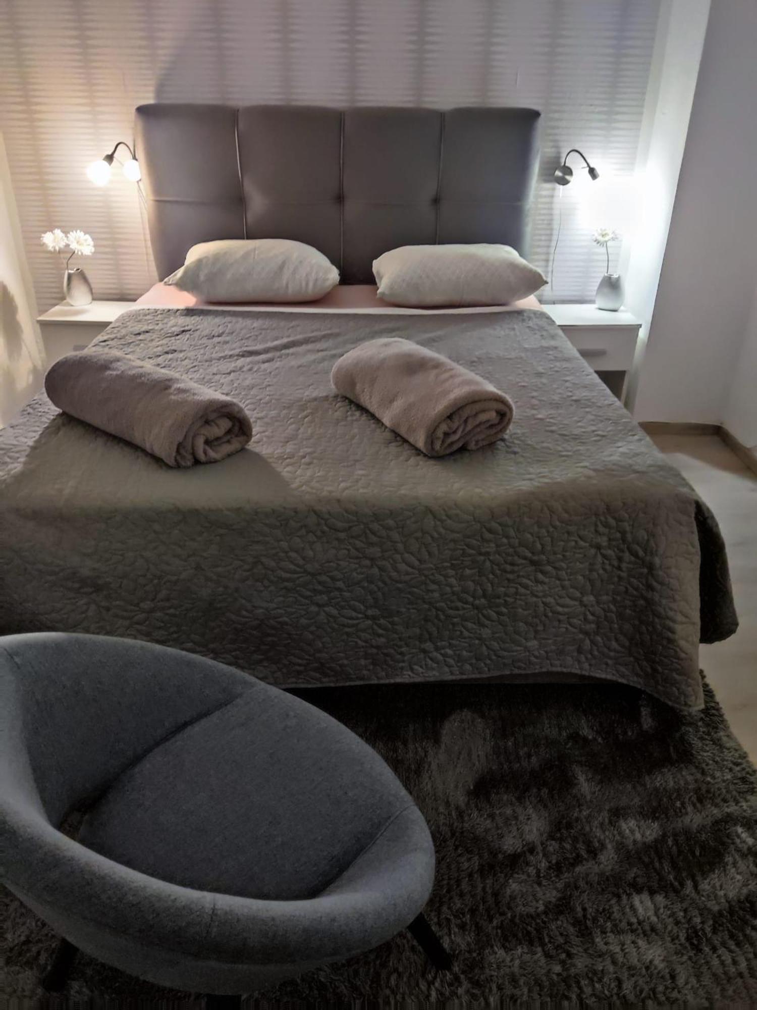 Apartments Lanterna Ražanac 客房 照片