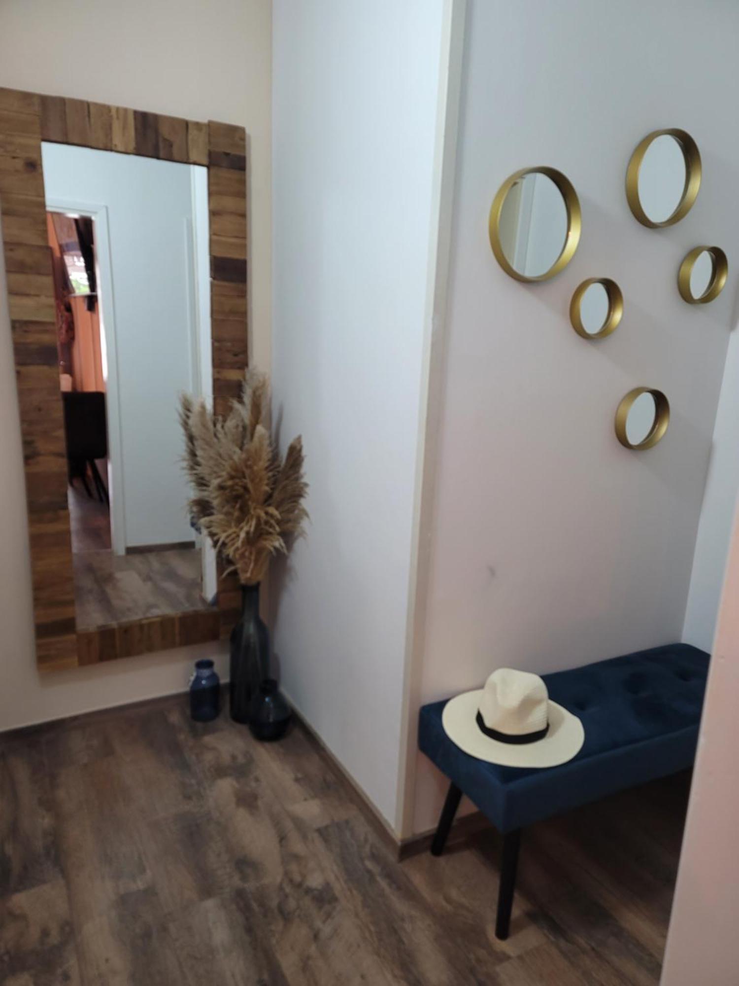 Apartments Lanterna Ražanac 客房 照片