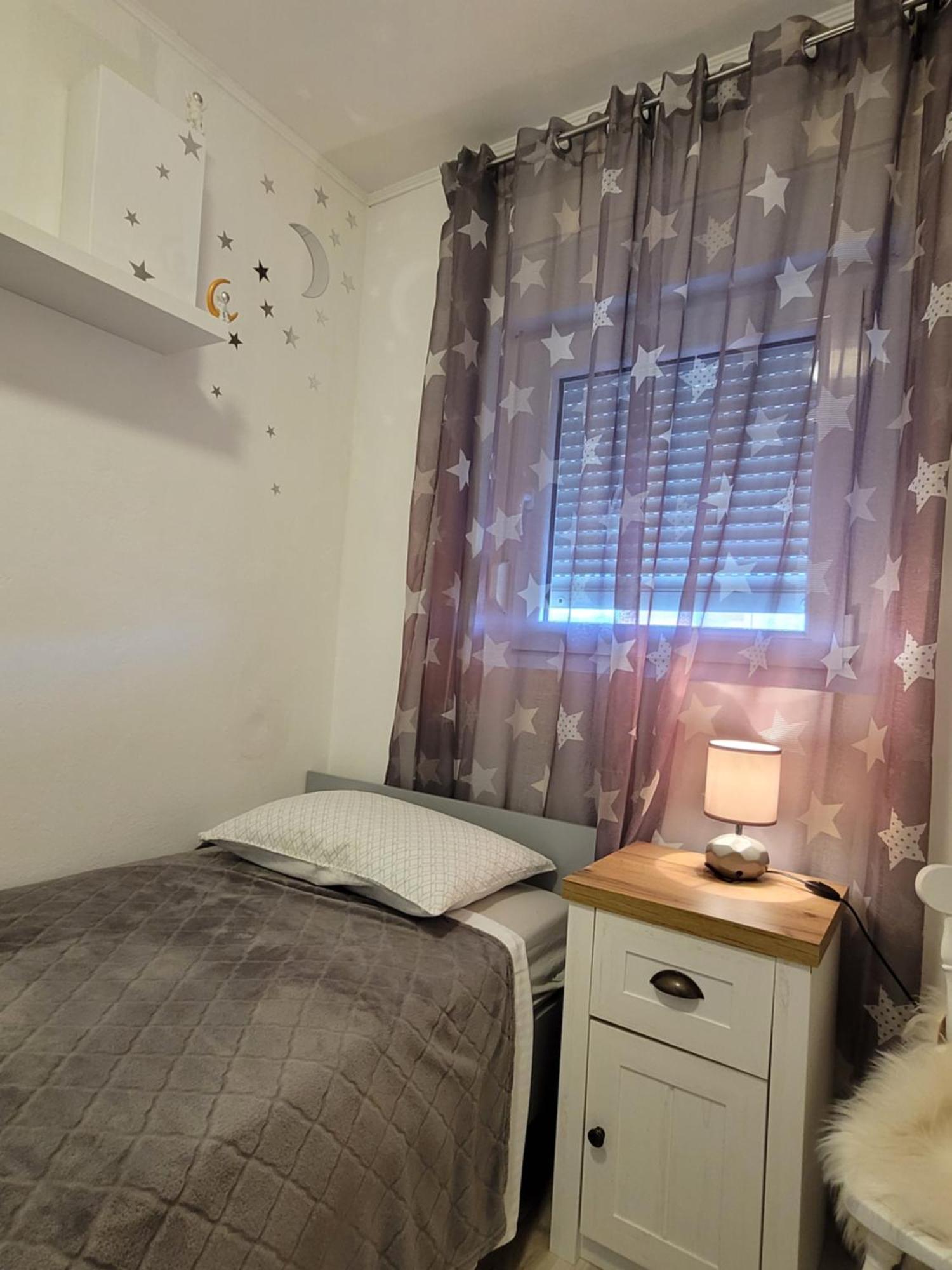 Apartments Lanterna Ražanac 外观 照片
