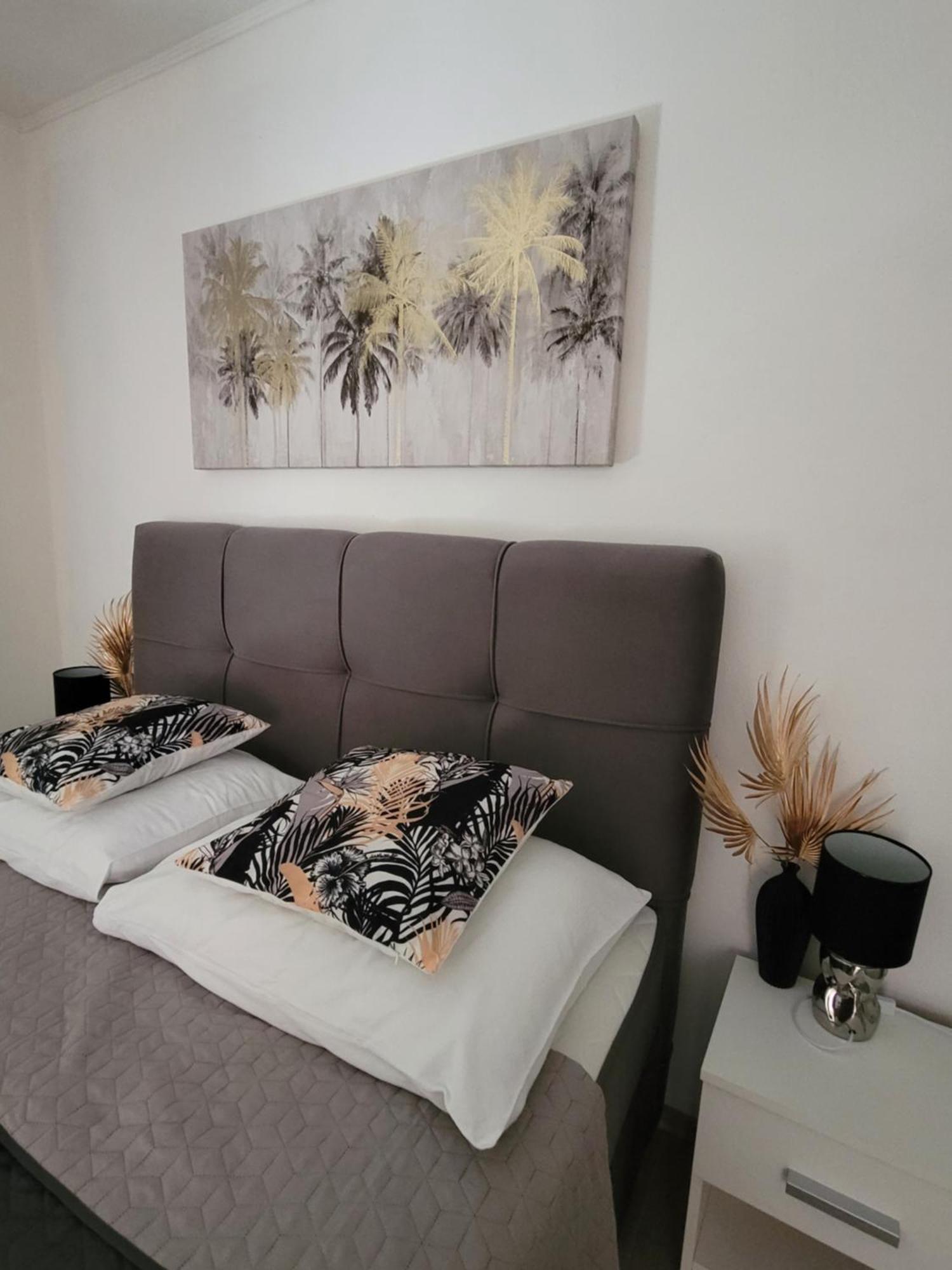 Apartments Lanterna Ražanac 外观 照片