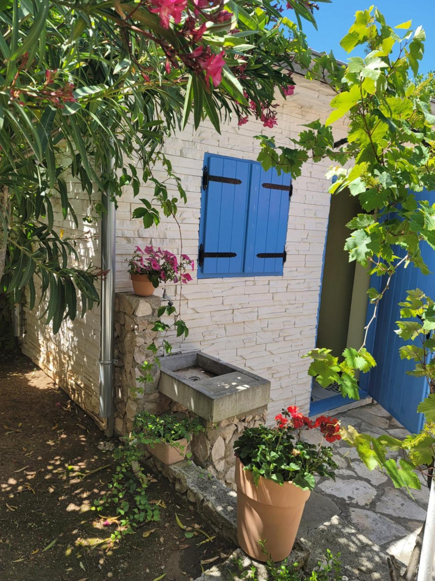 Apartments Lanterna Ražanac 客房 照片